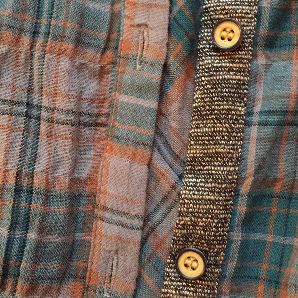 Hem & Thread Checkered Button-Down/Ruffle Hem/Slit - image 6